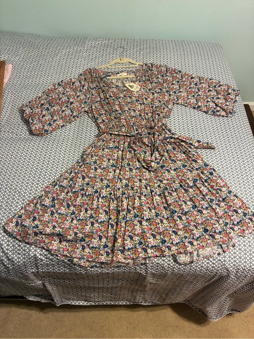 Easel Floral Tiered Wrap Dress in Multi-Color size medium